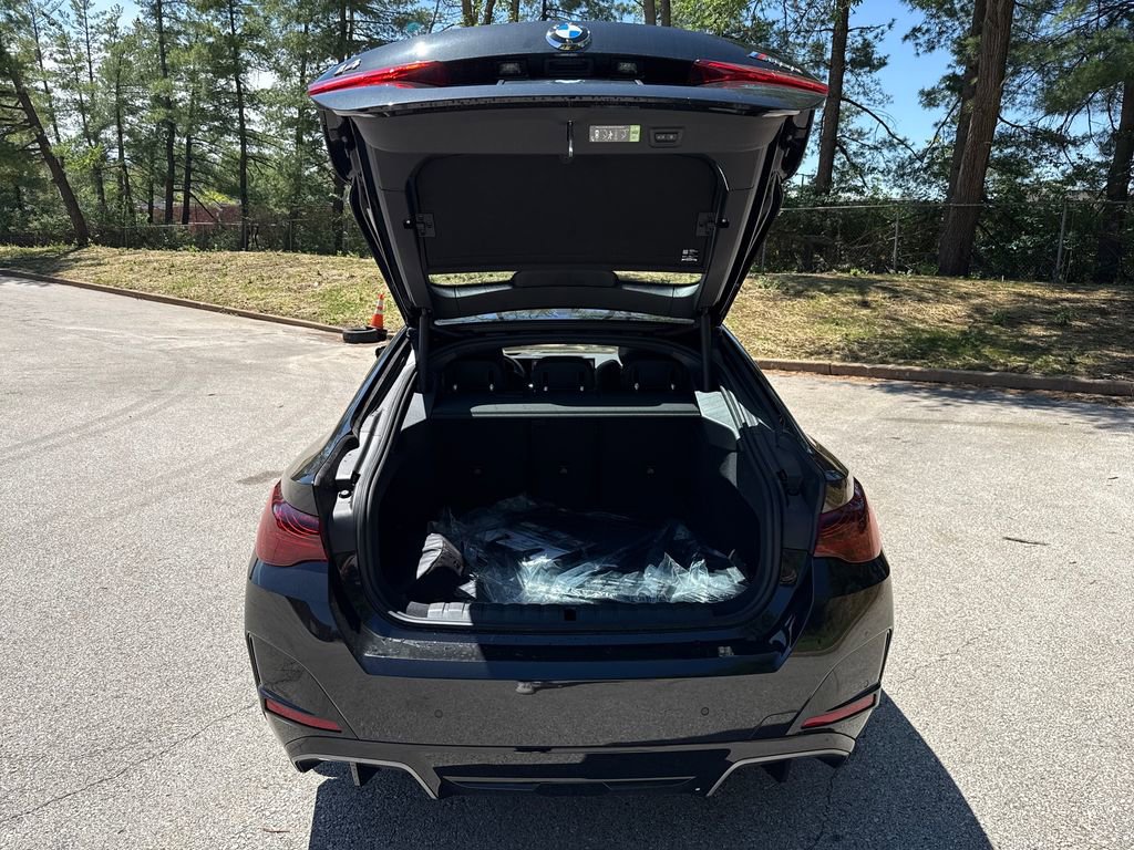 New 2026 BMW i4 M60 w/ Premium Package AWD/4WD image 24