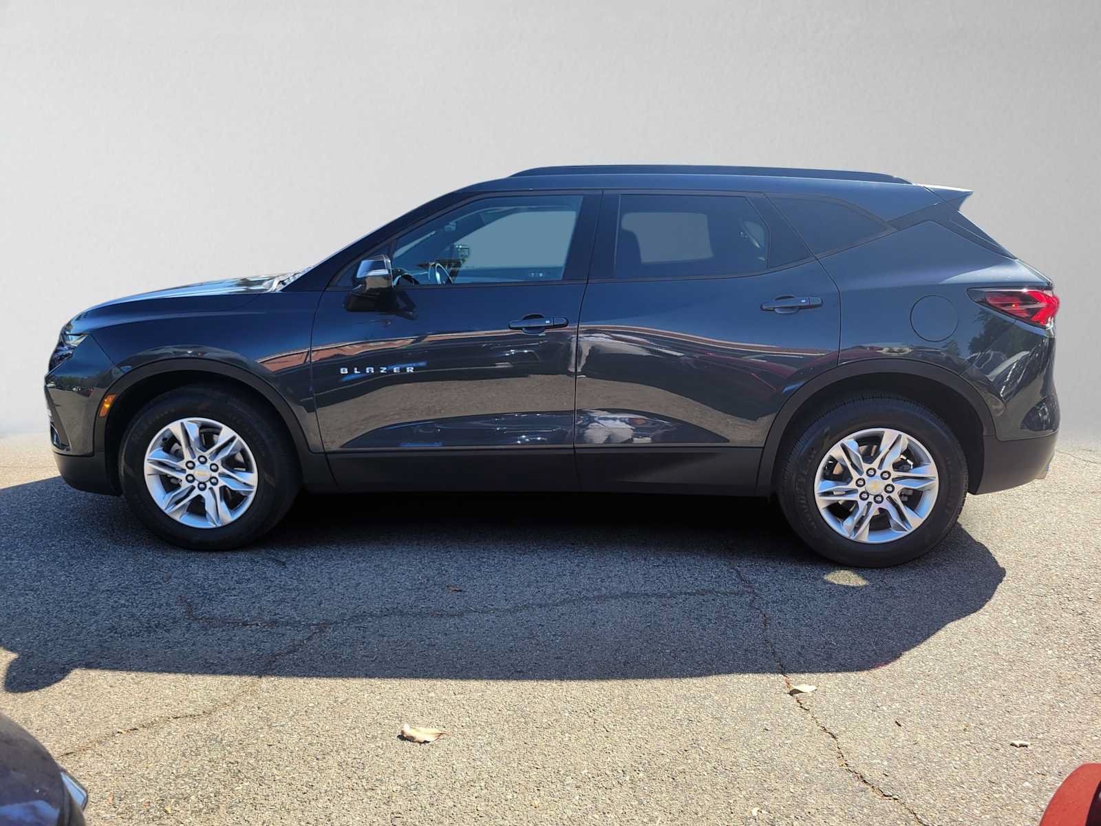 Used 2019 Chevrolet Blazer LT FWD image 5