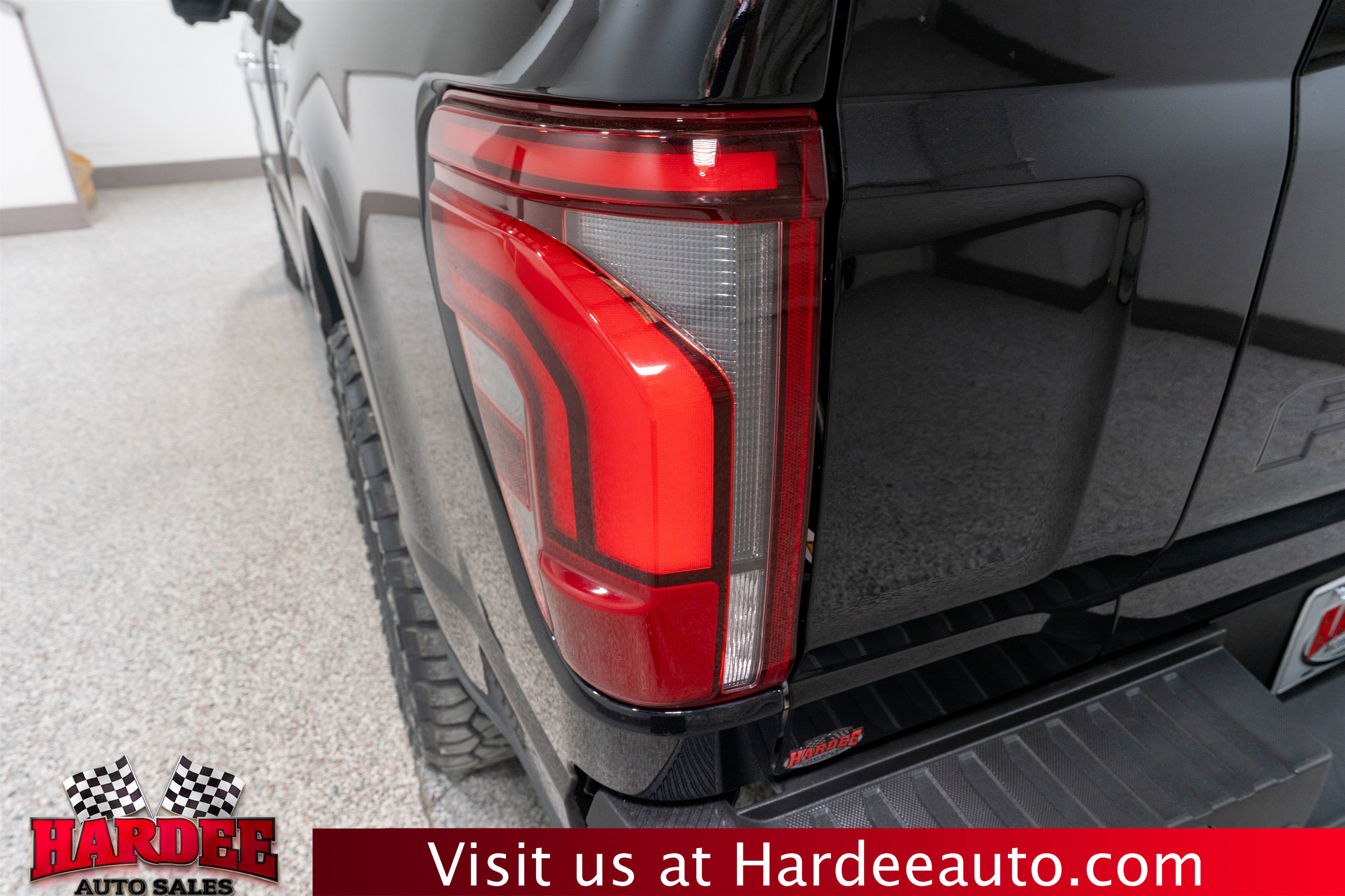 Used 2024 Ford F150 Platinum w/ Equipment Group 703A Plus image 9