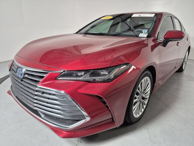 Certified 2022 Toyota Avalon Limited FWD image 1