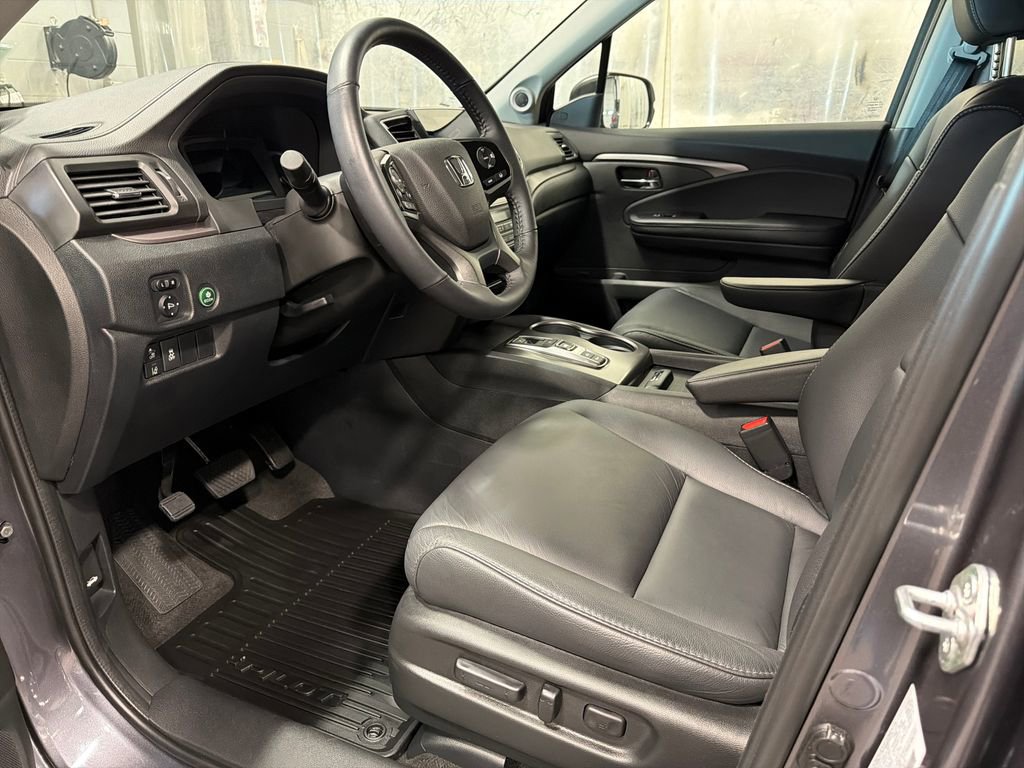 Used 2022 Honda Pilot EX-L image 4