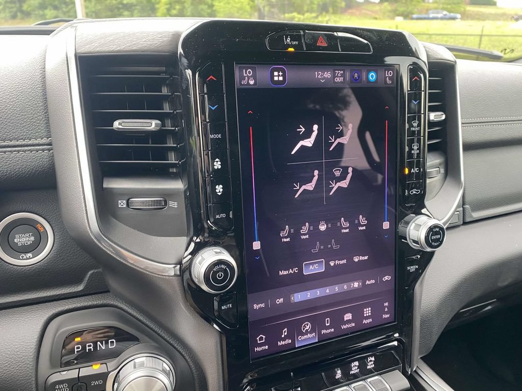 New 2026 RAM 1500 Laramie AWD/4WD image 22