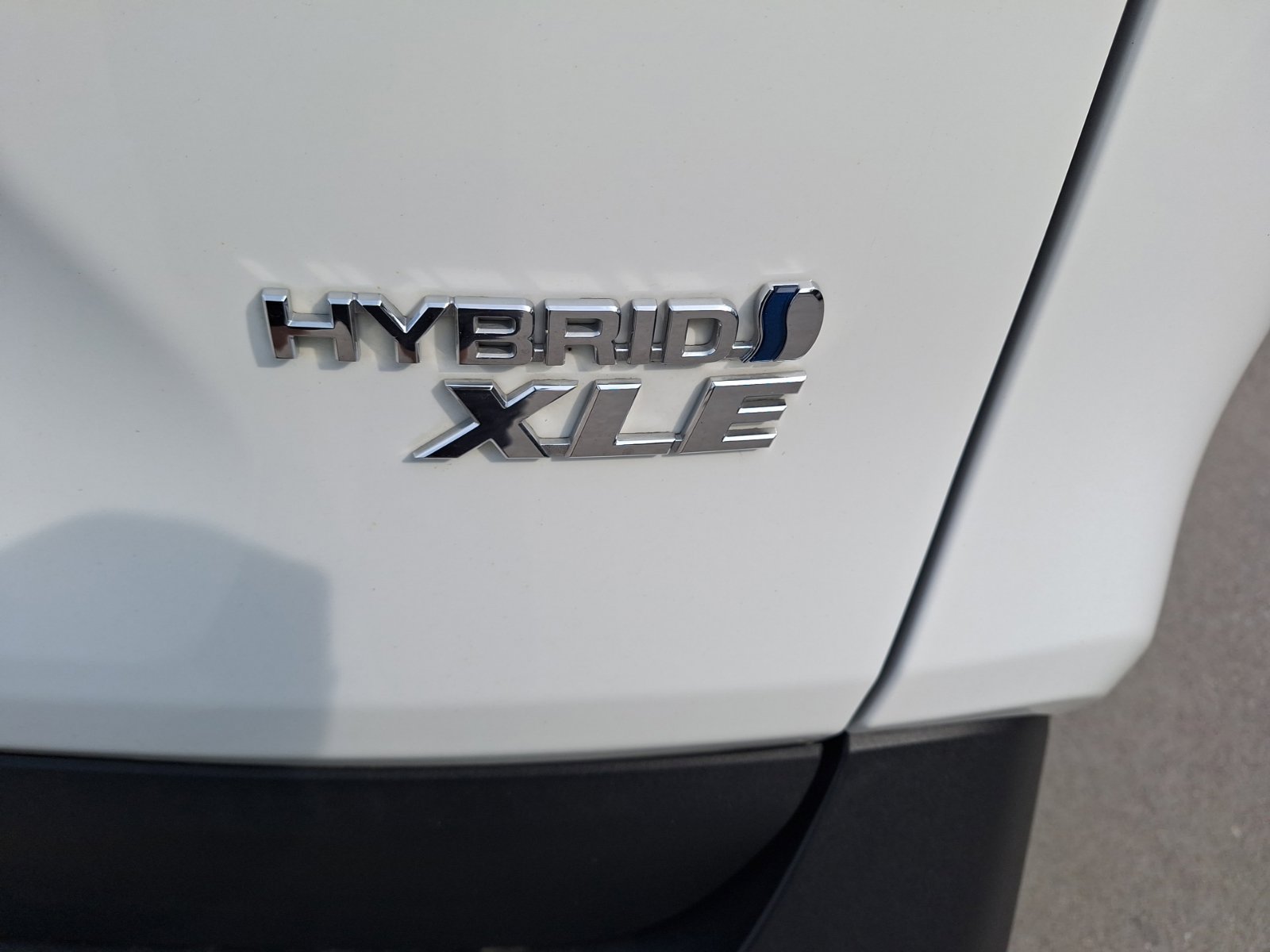 Used 2024 Toyota RAV4 XLE w/ Convenience Package AWD/4WD image 12