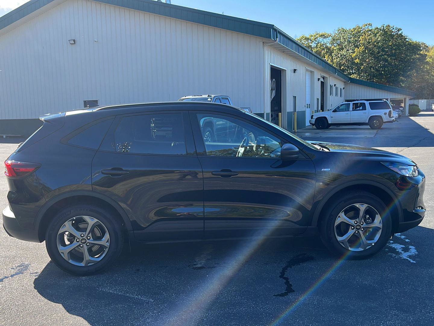 Used 2026 Ford Escape ST-Line AWD/4WD image 6