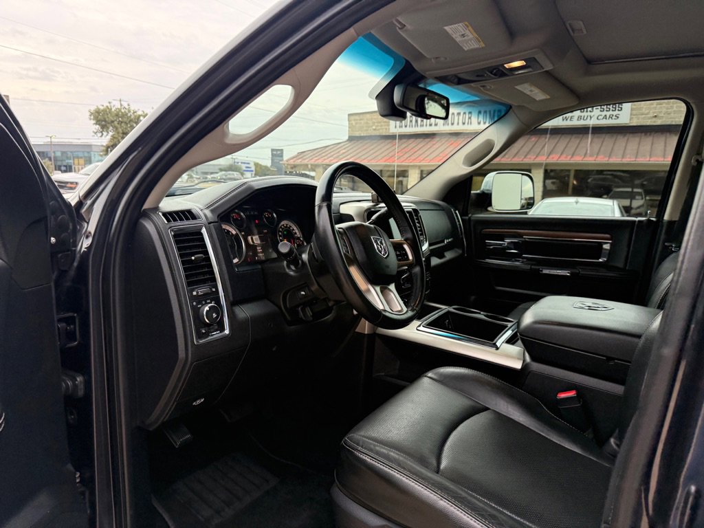 Used 2013 RAM 2500 Laramie w/ Convenience Group image 17