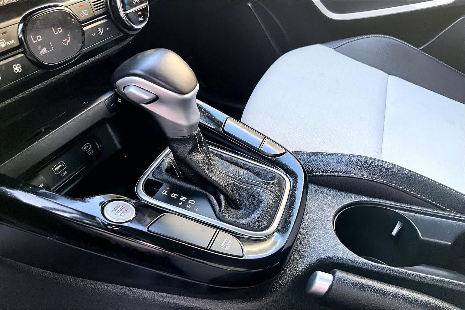 Certified 2023 Kia Soul GT-Line FWD image 16