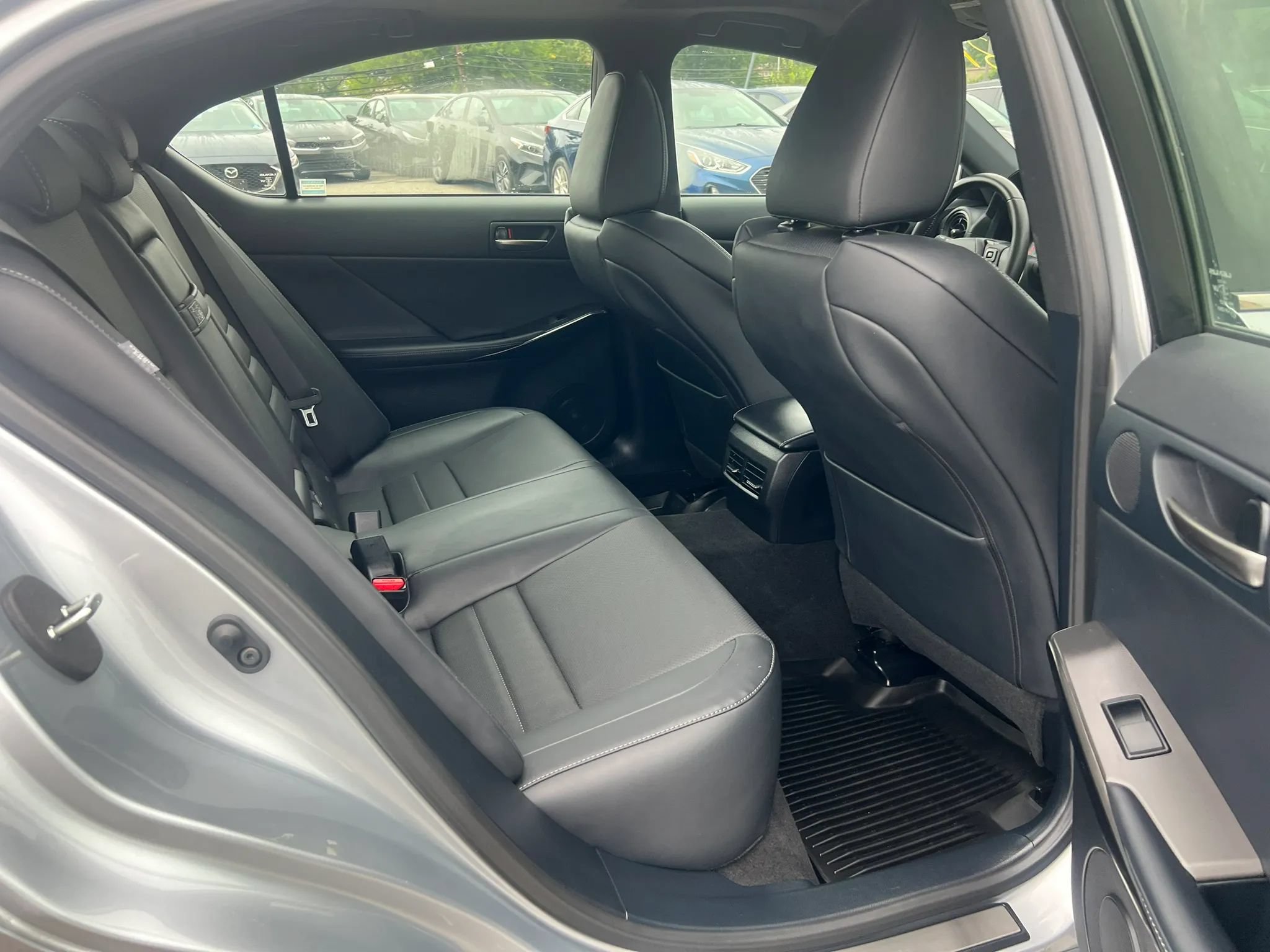 Used 2023 Lexus IS 350 F Sport AWD/4WD image 29