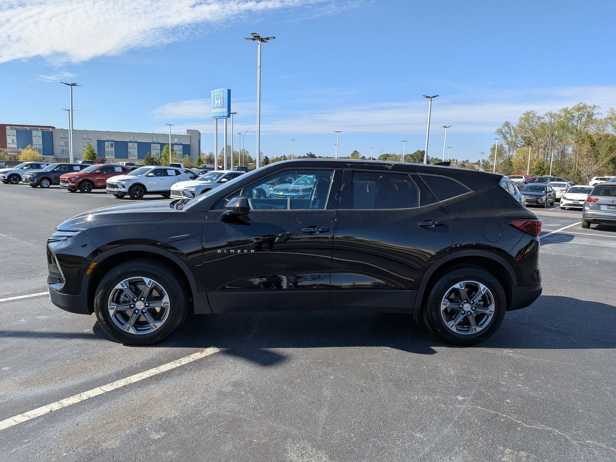 Used 2025 Chevrolet Blazer LT image 6