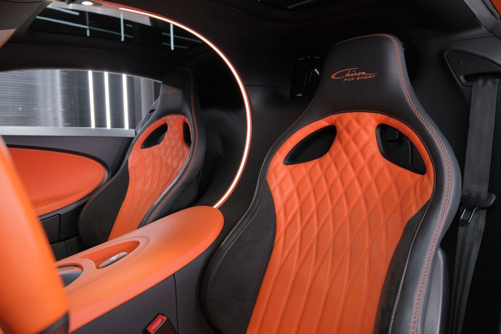 Used 2023 Bugatti Chiron Pur Sport AWD/4WD image 94