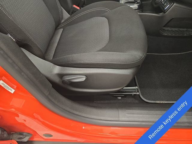 Used 2021 Jeep Renegade Latitude AWD/4WD image 10