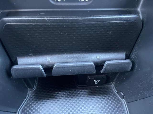 Used 2020 RAM 1500 Rebel image 30