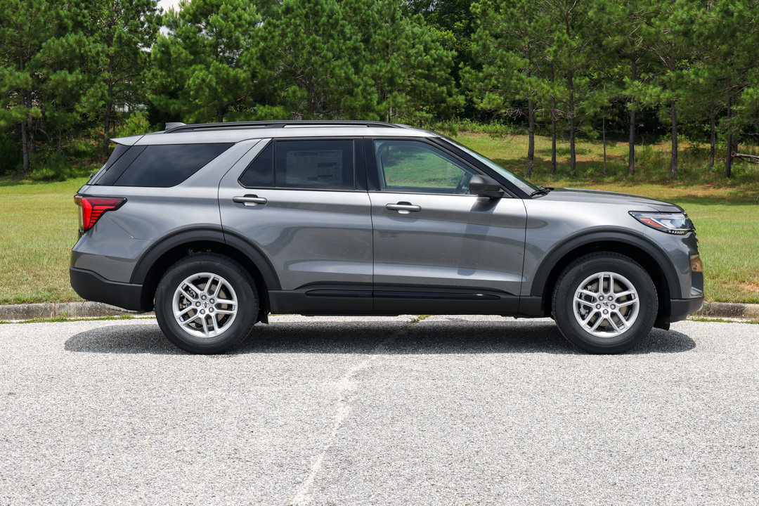 New 2026 Ford Explorer Active AWD/4WD image 7