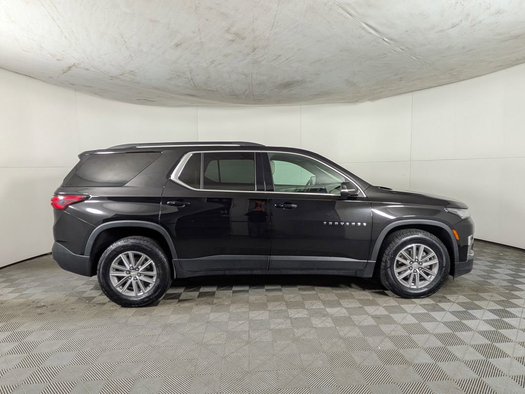 Used 2022 Chevrolet Traverse LT image 6