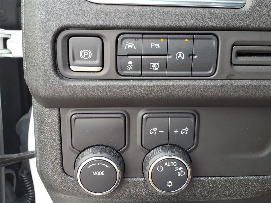 Used 2024 Chevrolet Tahoe RST w/ Luxury Package image 23