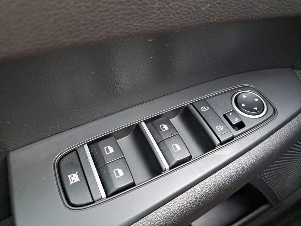 Used 2024 Kia Forte LXS w/ LXS Technology Package image 26