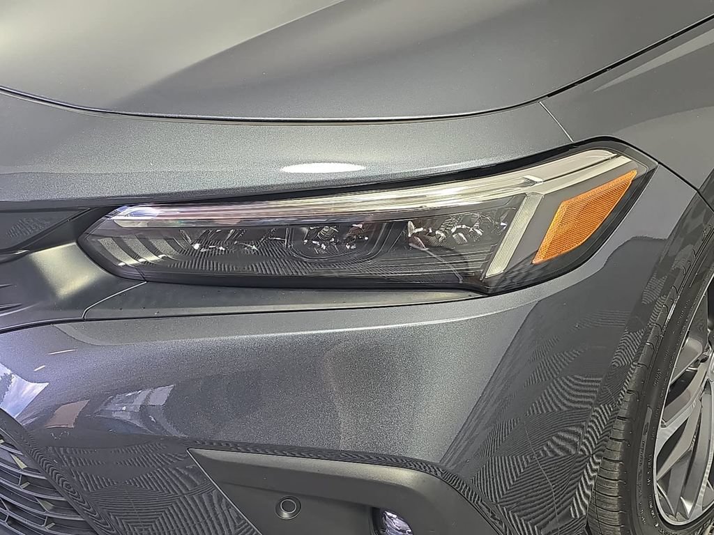 Used 2022 Honda Civic Touring image 27