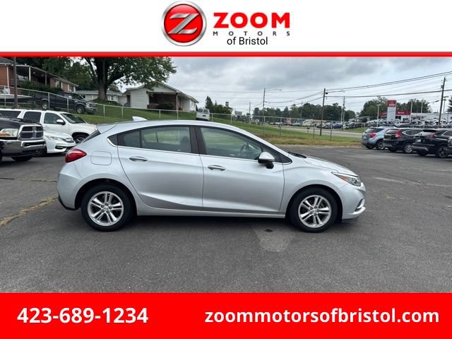 Used 2018 Chevrolet Cruze LT w/ Convenience Package FWD image 1