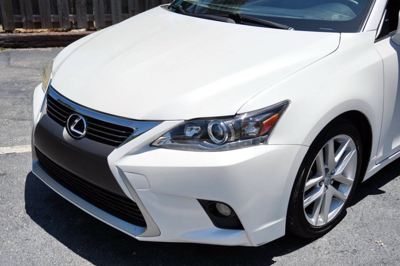 Used 2015 Lexus CT 200h FWD image 4