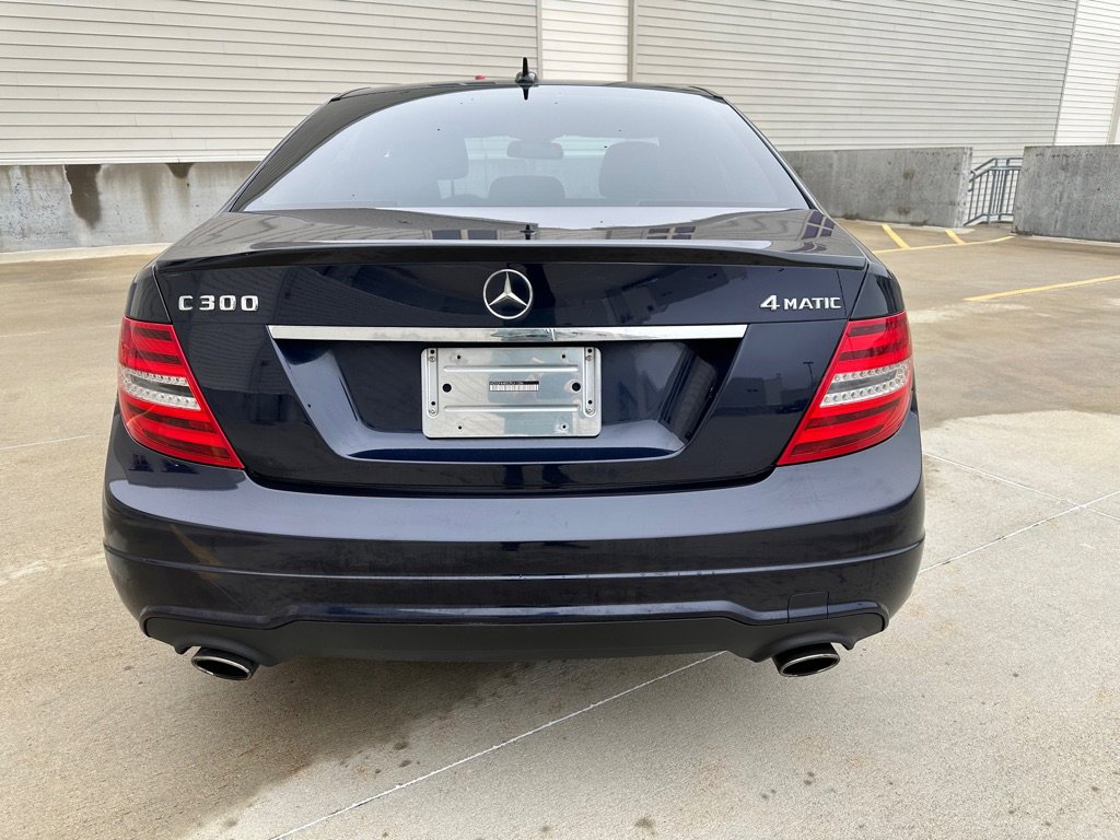 Used 2013 Mercedes-Benz C 300 4MATIC Sedan image 6