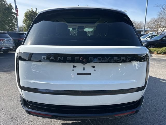 Used 2025 Land Rover Range Rover SE AWD/4WD image 6