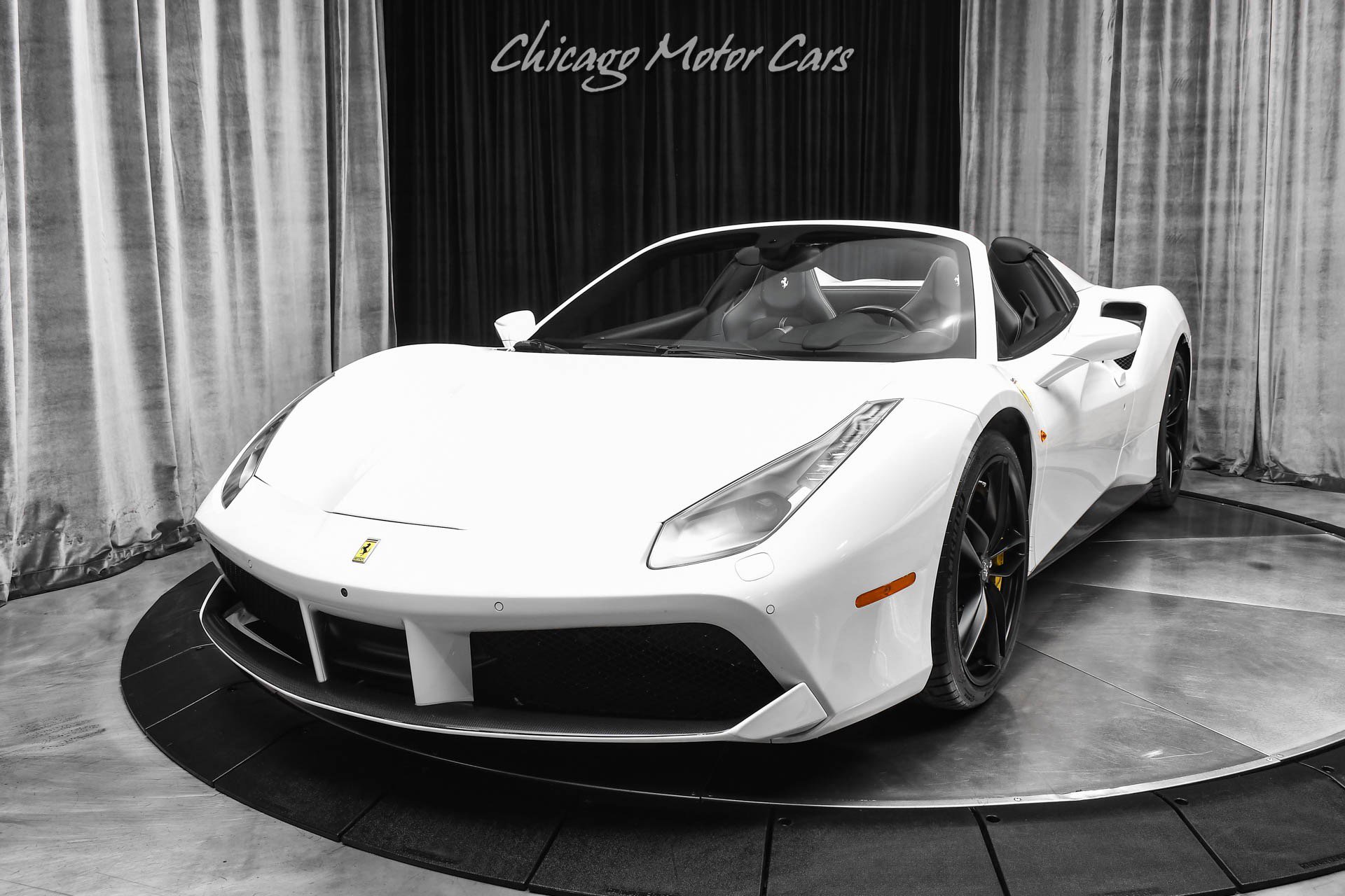 Used 2017 Ferrari 488 Spider image 2