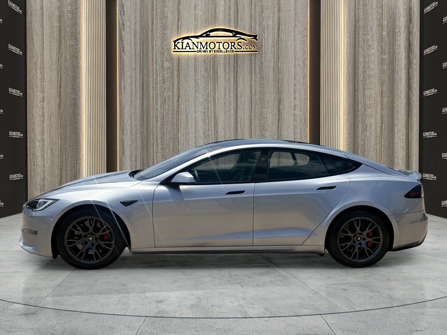 Used 2025 Tesla Model S Plaid AWD/4WD image 7