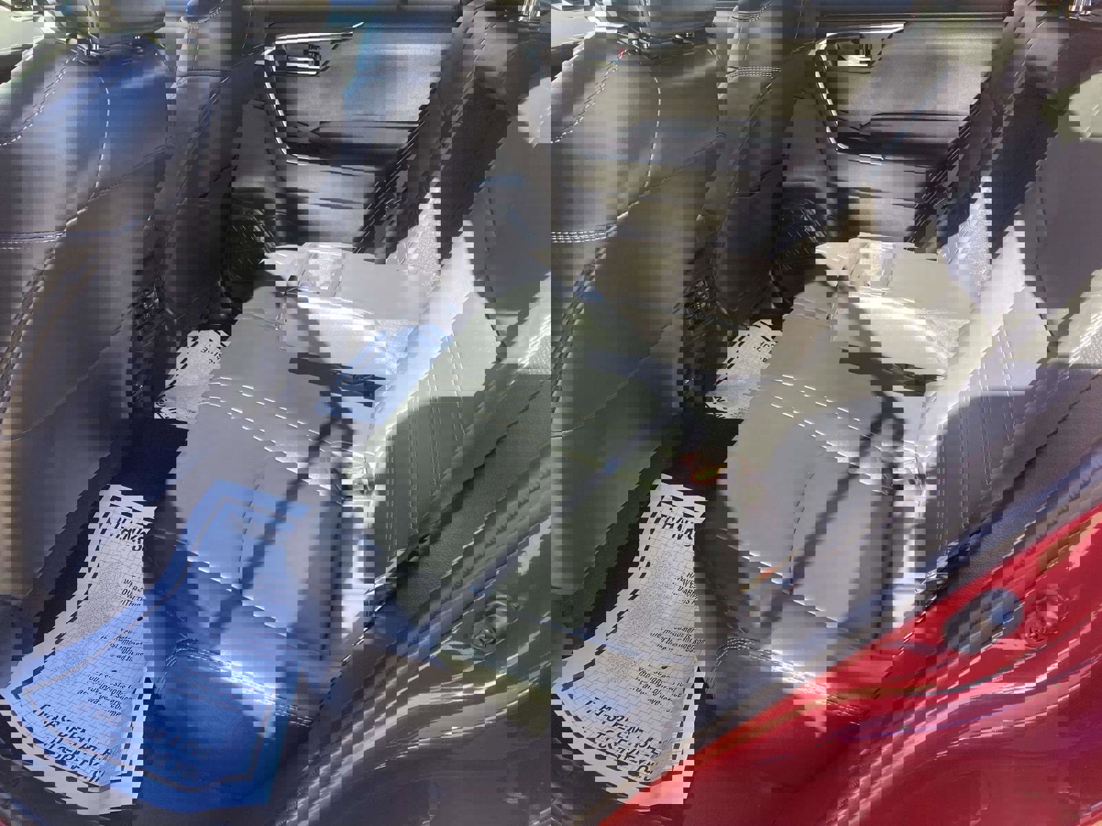 Used 2021 Toyota RAV4 XLE Premium image 16