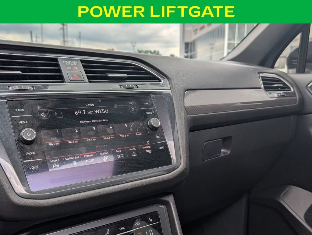 Used 2022 Volkswagen Tiguan SE R-Line AWD/4WD image 21