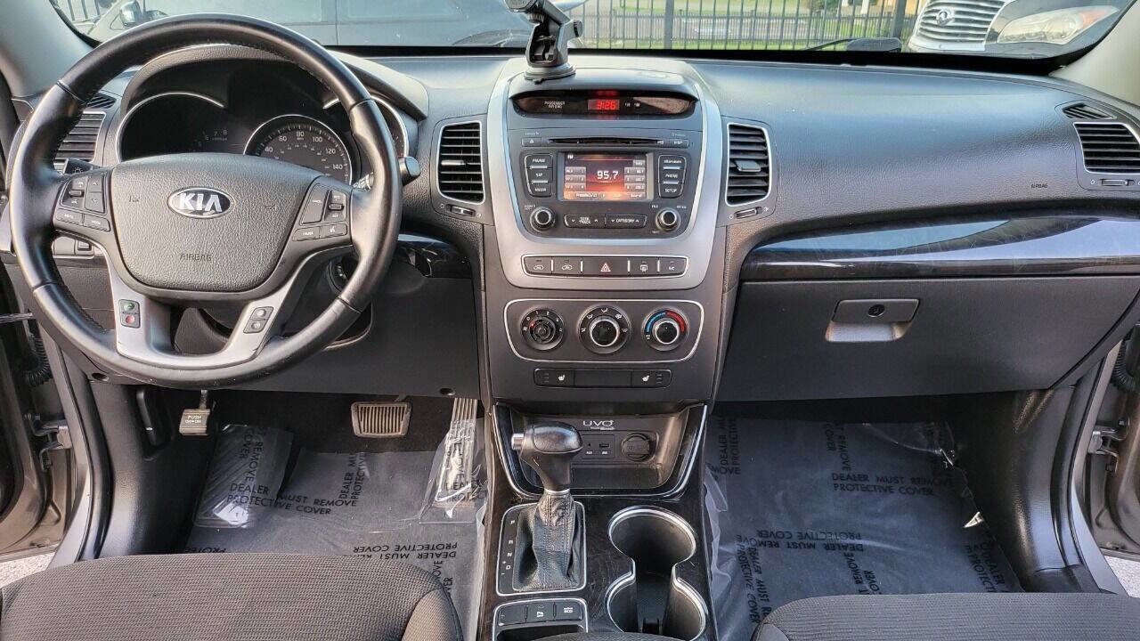 Used 2014 Kia Sorento LX w/ Touring Package (LX) image 22