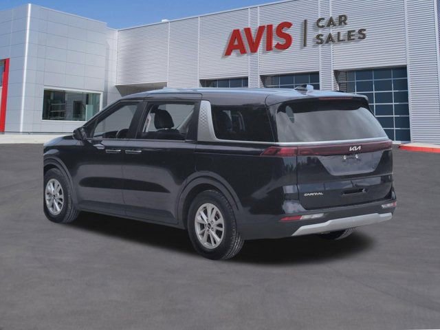 Used 2024 Kia Carnival LX image 9