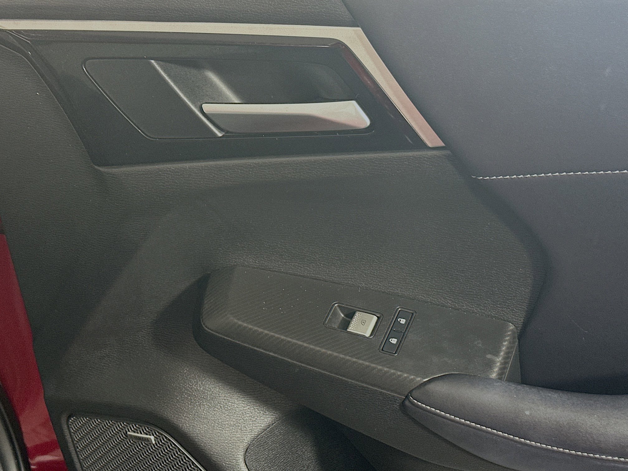 Used 2025 Mitsubishi Outlander SE FWD image 29
