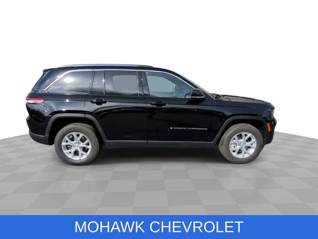 Used 2023 Jeep Grand Cherokee Limited AWD/4WD image 10
