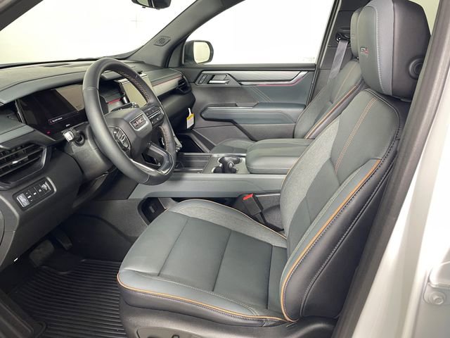 Certified 2026 GMC Acadia AT4 w/ Luxury Package AWD/4WD image 2