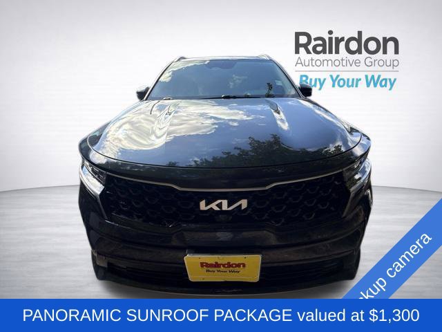 Used 2022 Kia Sorento SX Prestige w/ Panoramic Sunroof Package AWD/4WD image 2