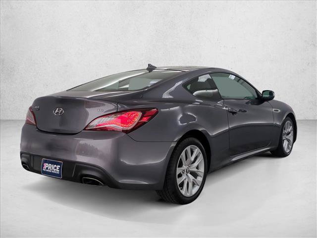Used 2016 Hyundai Genesis 3.8 RWD image 5