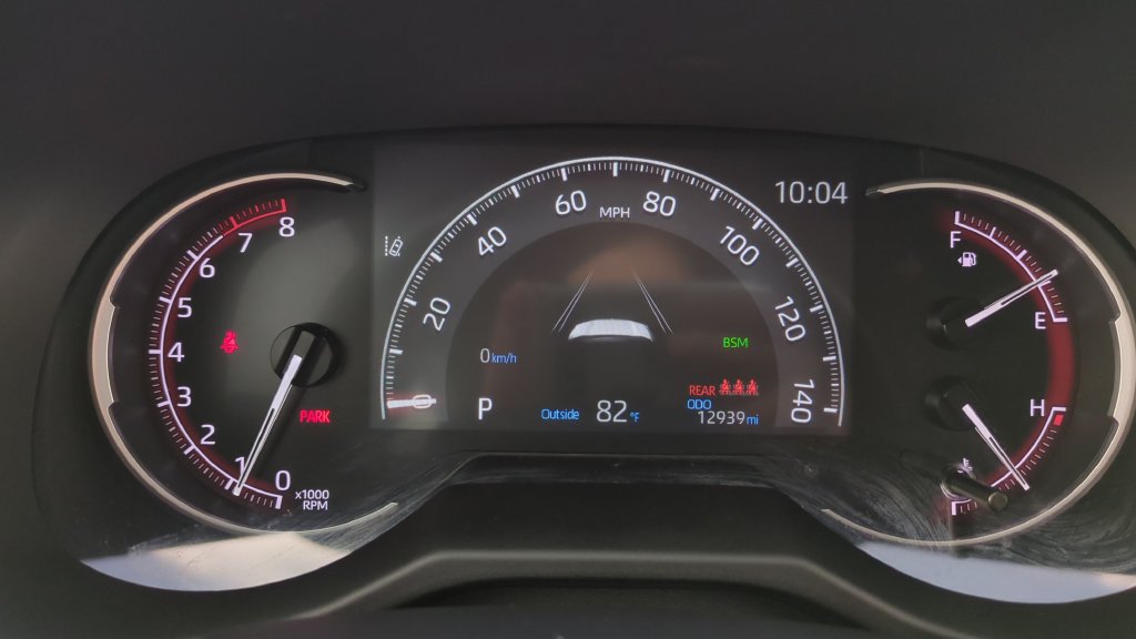 Used 2025 Toyota RAV4 XLE w/ Convenience Package FWD image 23