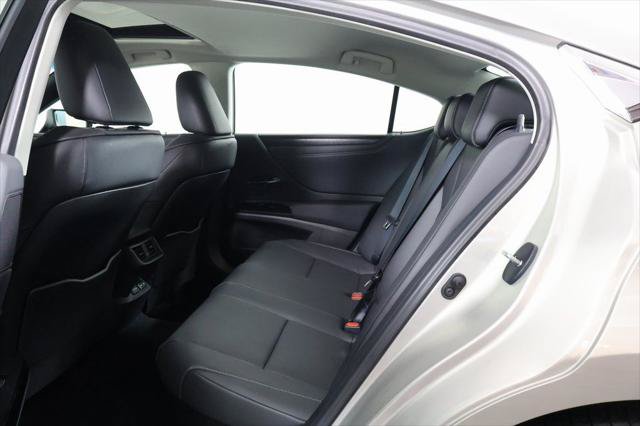 Certified 2025 Lexus ES 300h w/ Premium Package FWD image 11