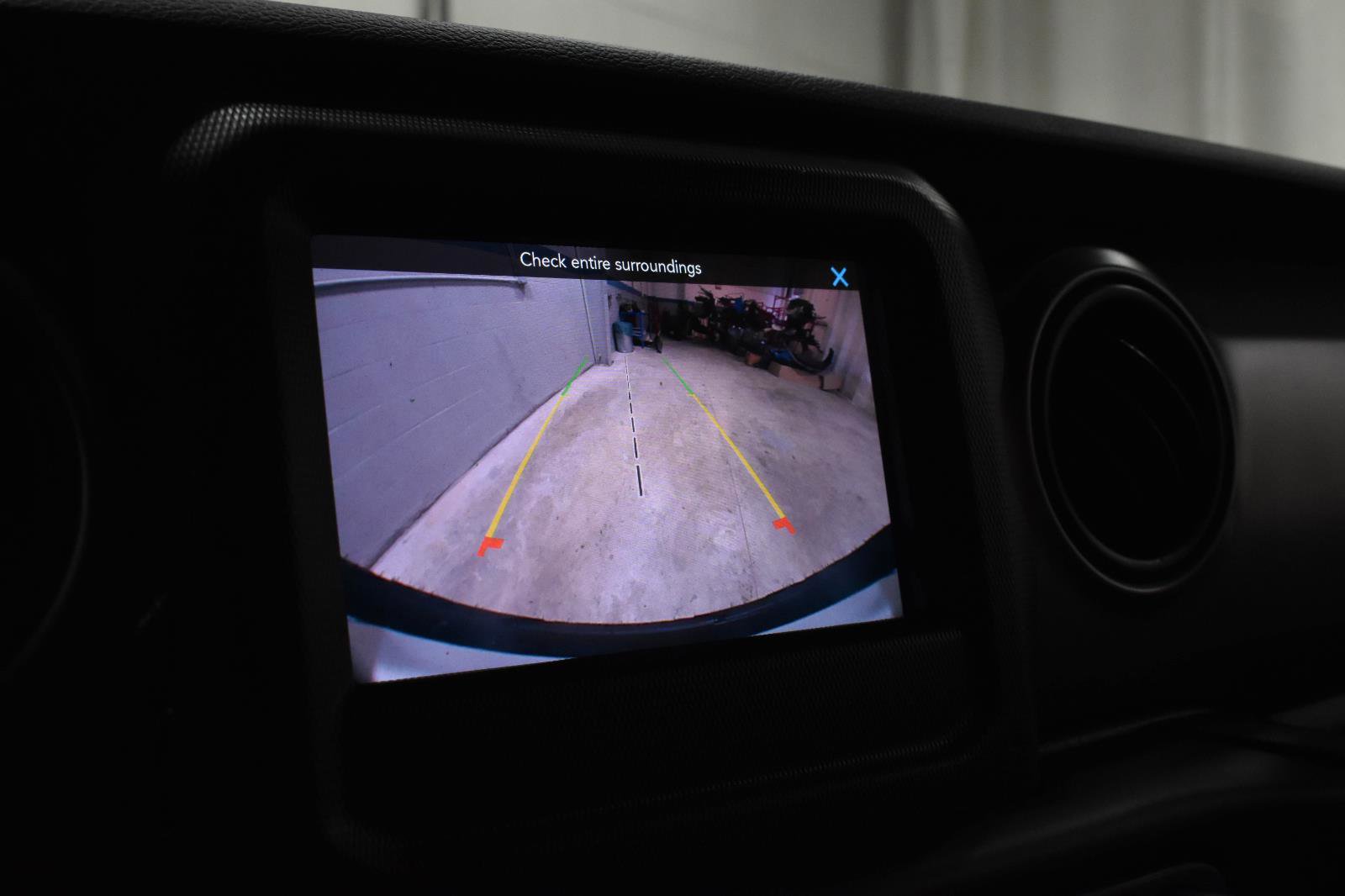 Used 2021 Jeep Wrangler Unlimited Sport image 15