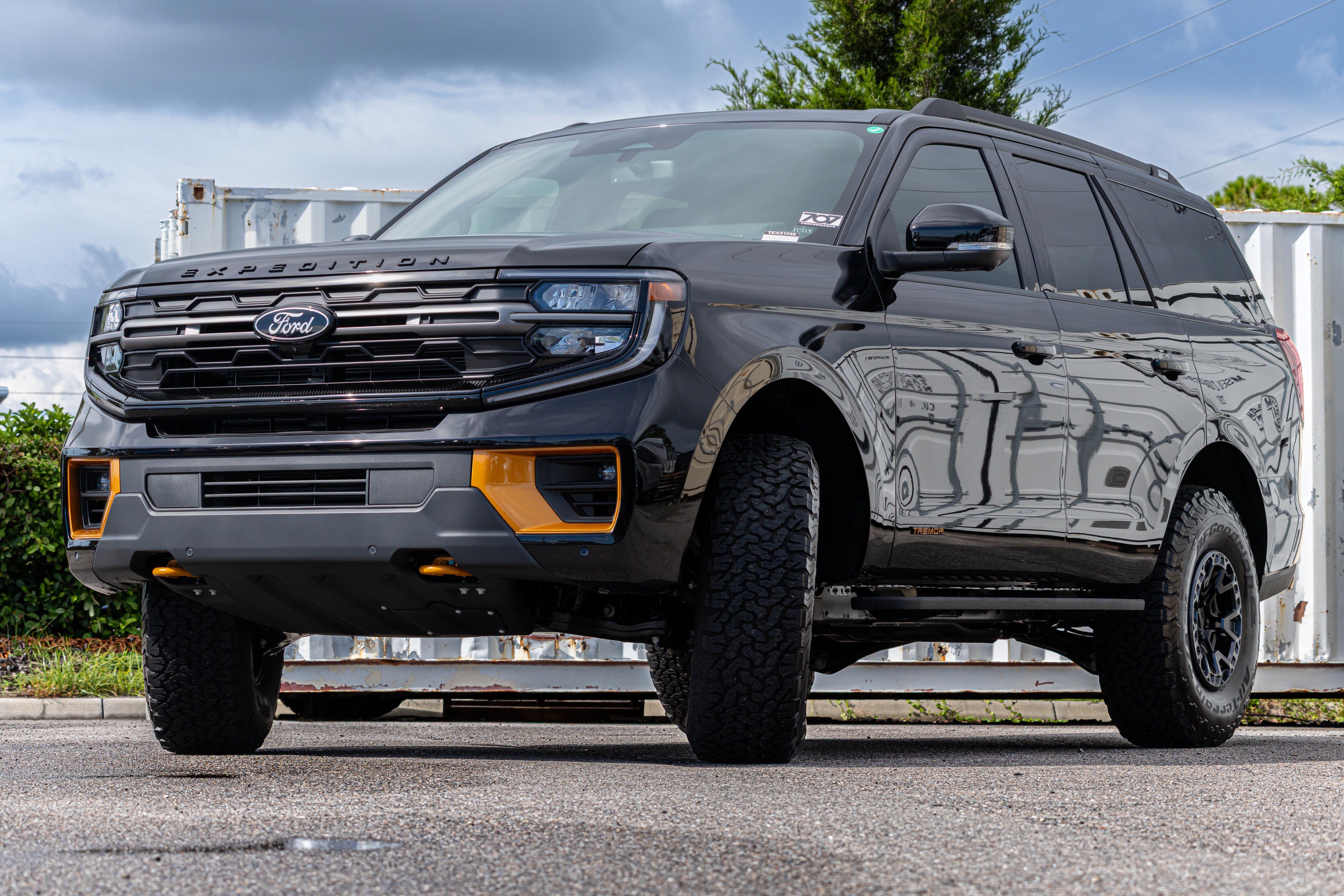 New 2026 Ford Expedition Tremor AWD/4WD image 9