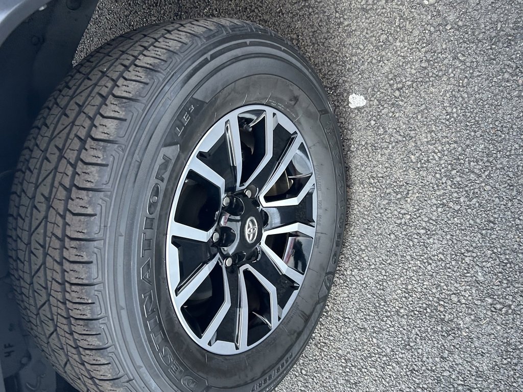 Used 2023 Toyota Tacoma TRD Sport image 22