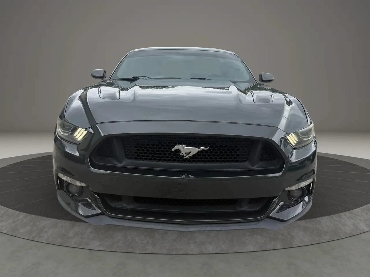 Used 2016 Ford Mustang GT RWD image 8