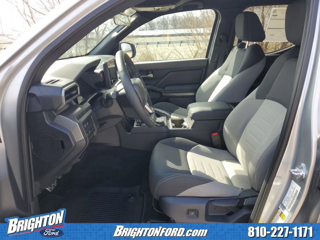 Used 2025 Toyota Tacoma TRD Sport AWD/4WD image 8