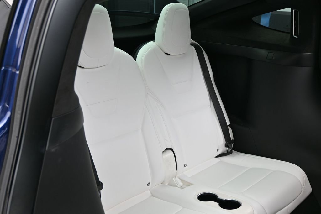 Used 2017 Tesla Model X 90D image 43