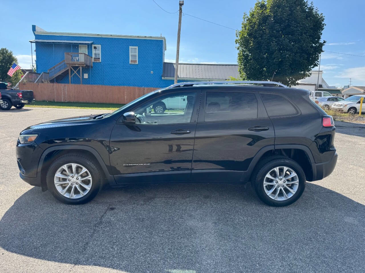 Used 2021 Jeep Cherokee Latitude image 5