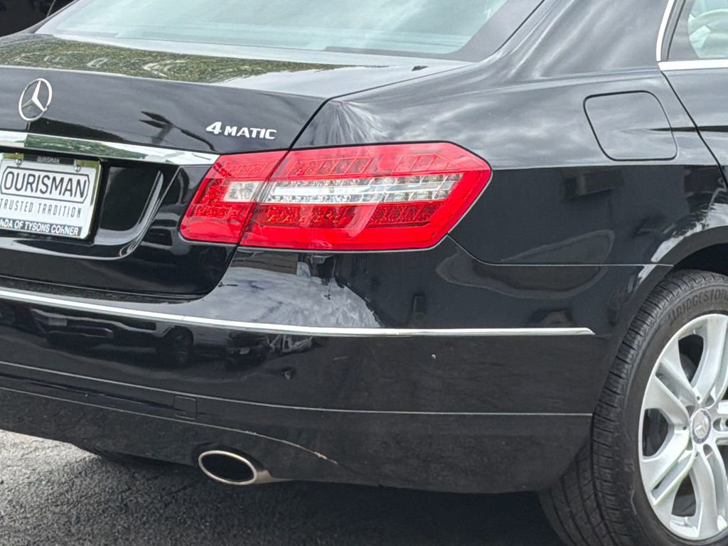 Used 2011 Mercedes-Benz E 350 4MATIC Sedan image 6