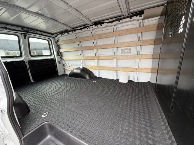 Certified 2024 Chevrolet Express 2500 Work Van w/ Driver Convenience Package image 29
