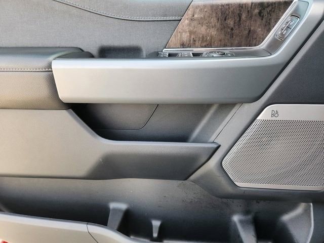 Used 2023 Ford F150 Lariat w/ FX4 Off-Road Package image 21