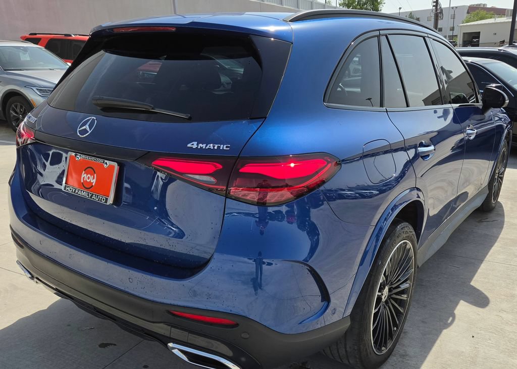 Used 2023 Mercedes-Benz GLC 300 4MATIC image 9