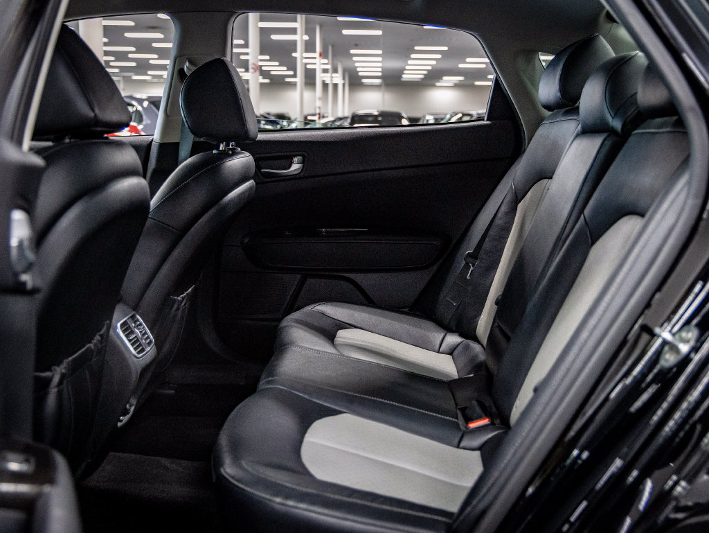 Used 2019 Kia Optima EX FWD image 24