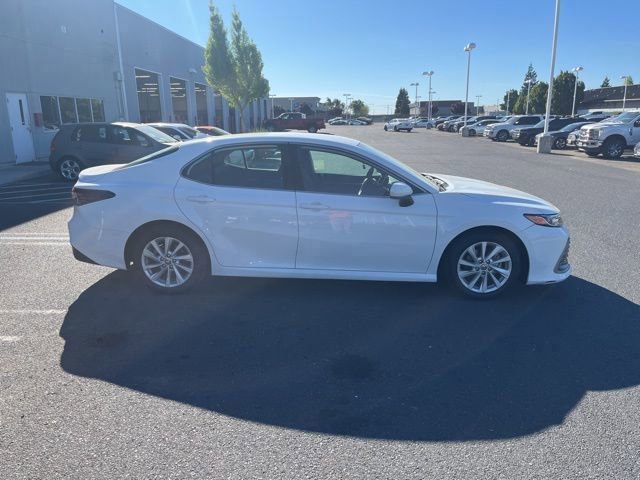 Used 2023 Toyota Camry LE image 8